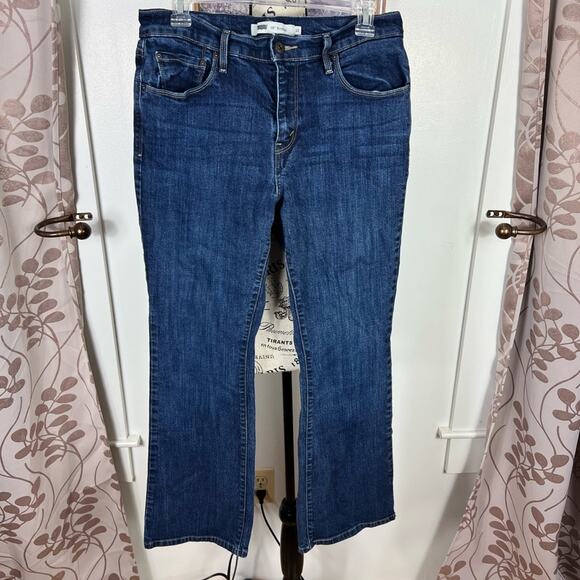 Levi’s 515 bootcut dark wash blue jeans with pockets - Picture 1 of 10
